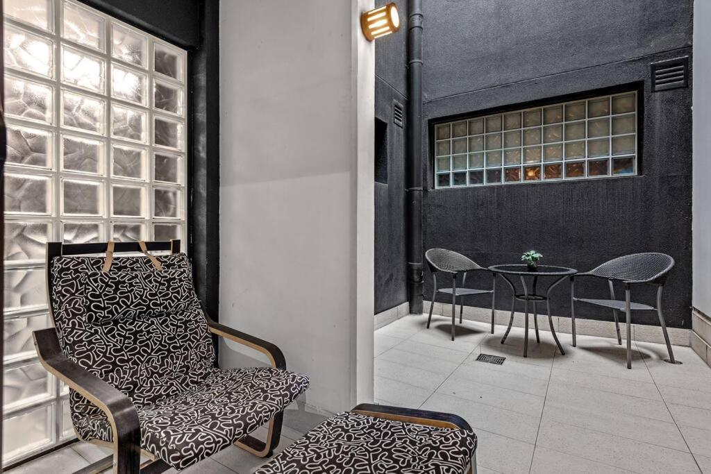 South Bank Central! ~ 2bed, 2bath, 1car, 2balcony * Brisbane